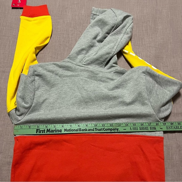 NWT Spain Soccer FIFA World Cup Qatar 2022 Full-Zip Hoodie Youth Large 14/16 - Picture 7 of 8